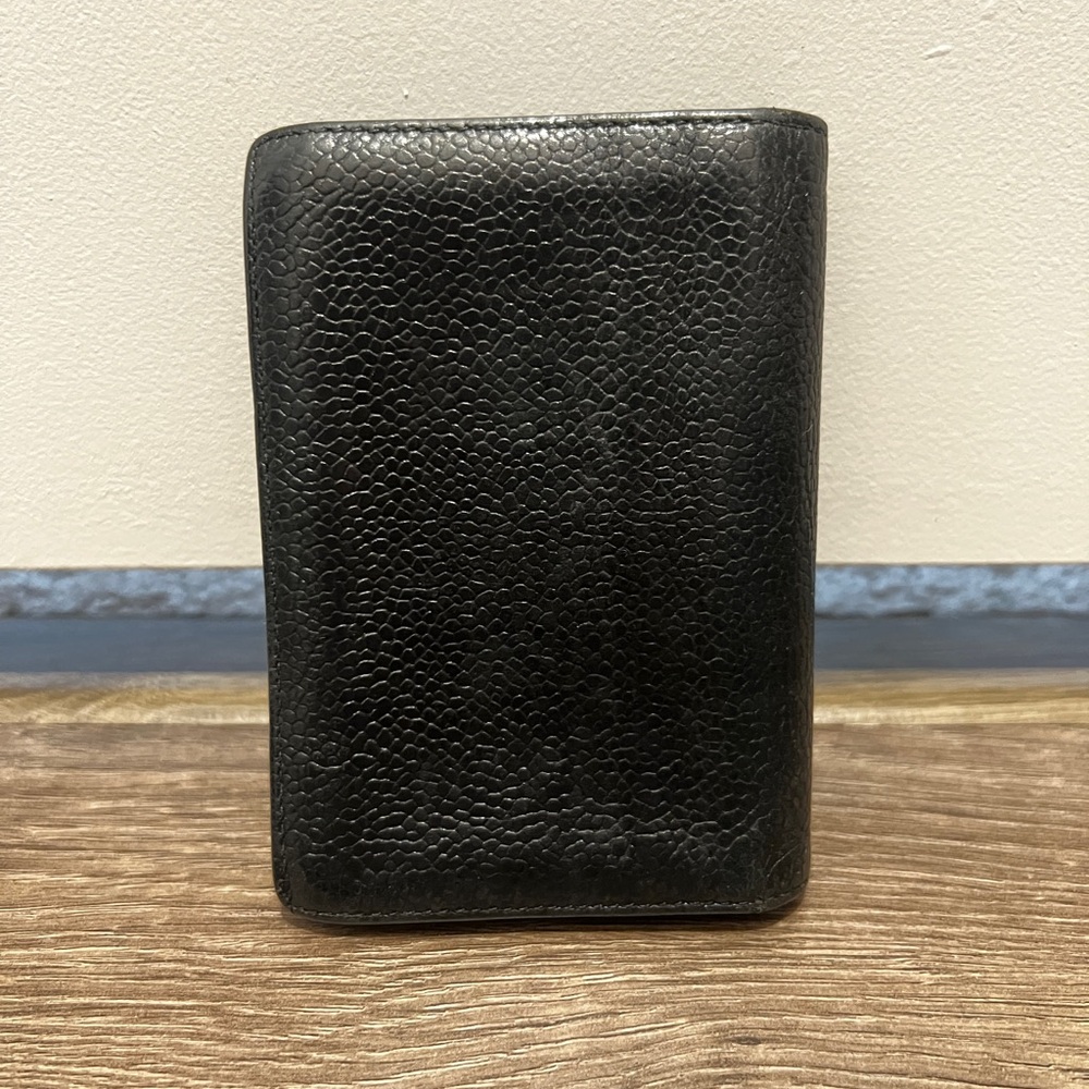 CHANEL Textured Black Leather Card Holder - Picture 2 of 10
